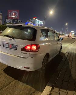 تويوتا إبسم